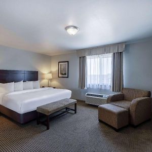 One-Bedroom King Suite Non-Smoking