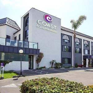 Coast Burbank Hotel